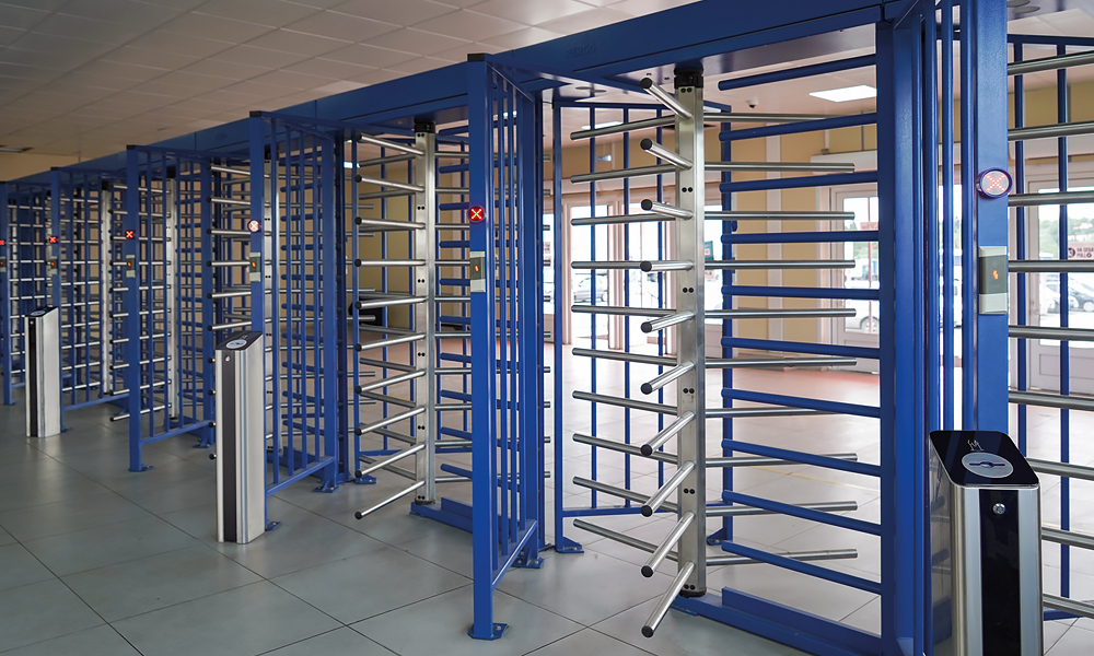 Ротерные турникеты полноростовые на проходной.jpg